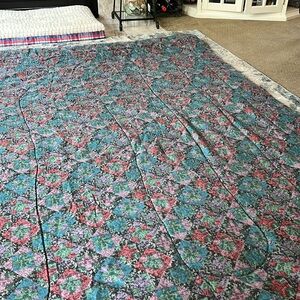 Full Size Quilted Comforter EUC